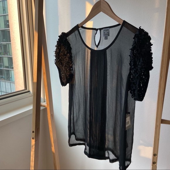 SEVENTY-TWO CHANGES Delicate Sheer Top - Picture 3 of 12